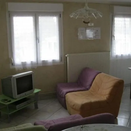 Guestroom Moirey-flabas-crepion, 1 Piece, 4 Personnes - Fr-1-585-117 Πανσιόν *